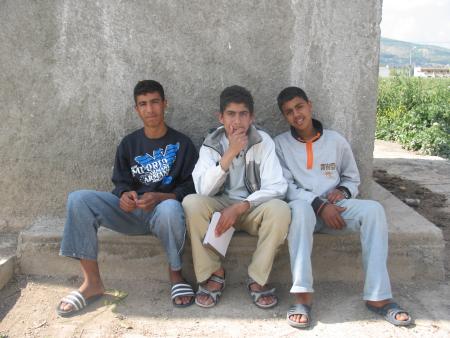 azzeddine avec les amie