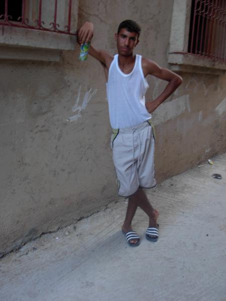 azzeddine dans voutre quartier